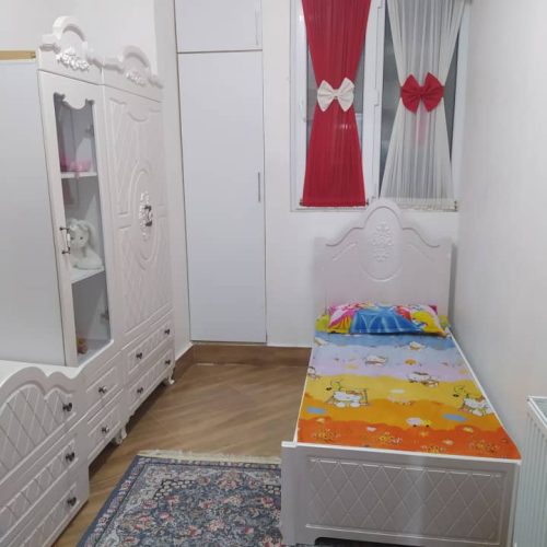 اپارتمان ، ورامین هفتاد و هشت متر، پارکینگ و انباری ، طبقه دوم