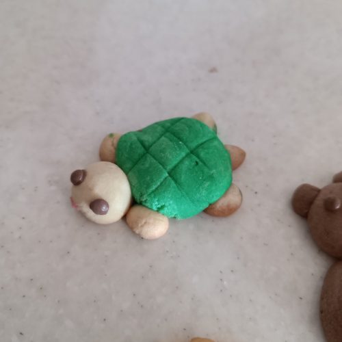 شیرینی های هنری و کارتونی