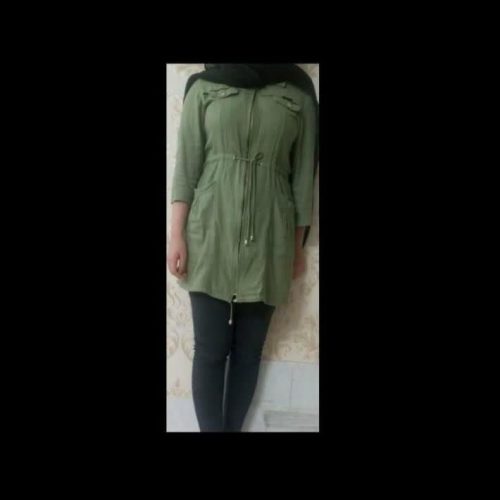 مانتو زیتونی