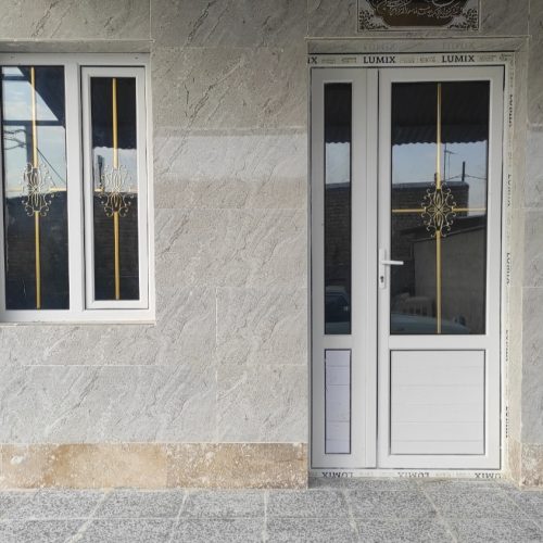 درب و پنجره و توری