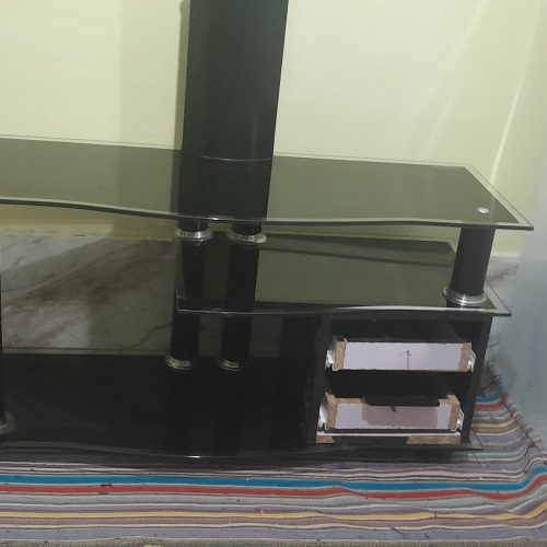 میز تلوزیون سالم شیشه ایی