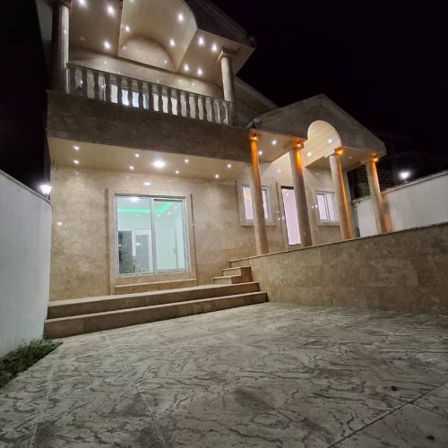 نیم پیلوت 170 متر باسندتک برگ لاویج