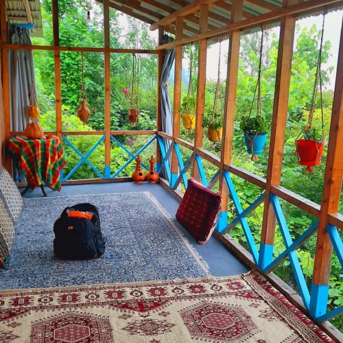 خانه مشمل بر محوطه مسکونی