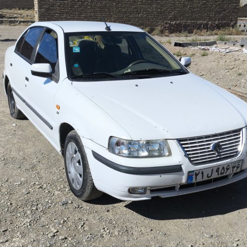 ماشین سمند تمیز ی لکه رنگ