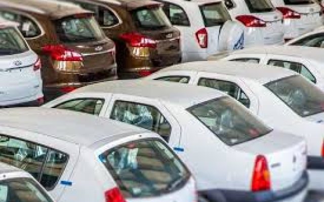 قیمت خودرو امروز ۲ آبان ۱۴۰۳/ کدام خودرو ۵۰ میلیون تومان ارزان شد؟ + جدول