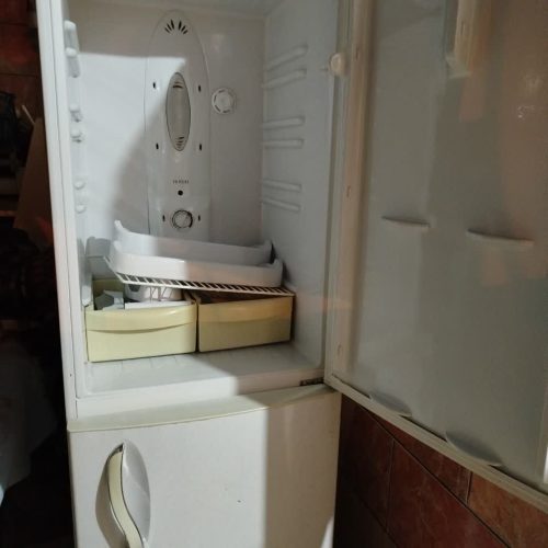 یخچال و فریزر الکترواستیل