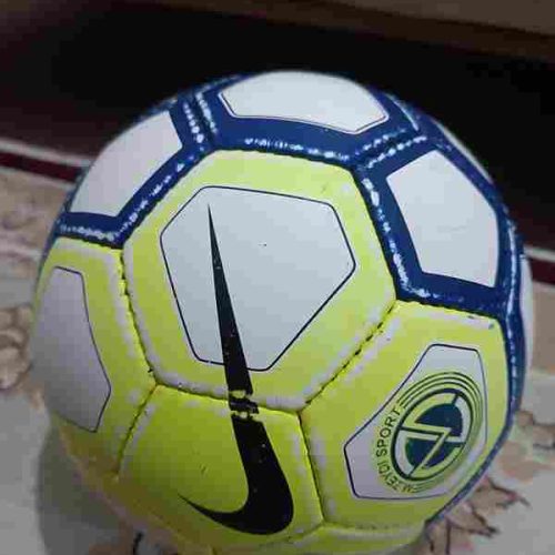 توپ چرمی ، چمنی ،نایک