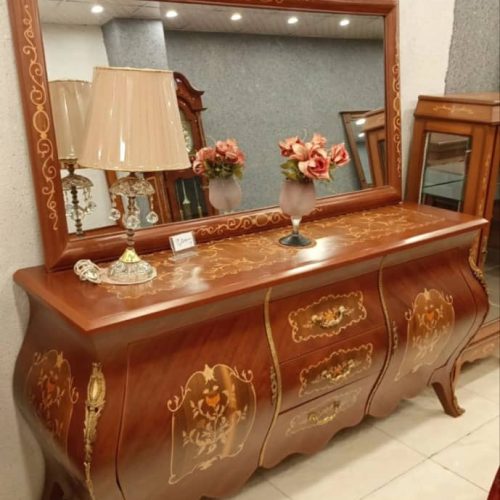 آینه و کنسول