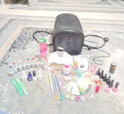 تمامی وسیله های کاشت ناخن یکجا