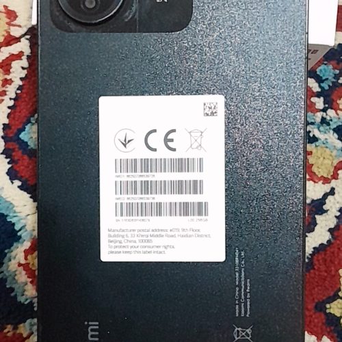 گوشی 4 ماه کارکرده خورده زمین فقط روشن نمیشه تاچ ال سی دی سالم نیلز به تعمیر دارد