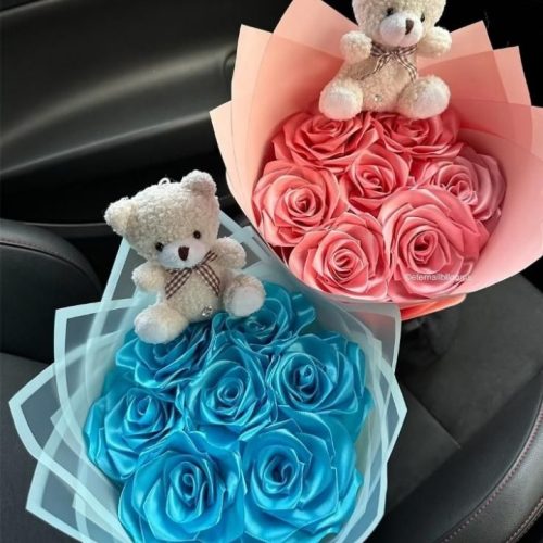 دست گل جاودانه