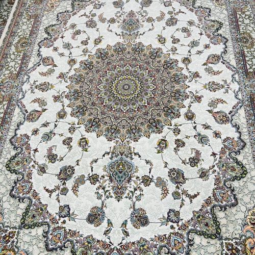 فرش کاملا نو و سالم