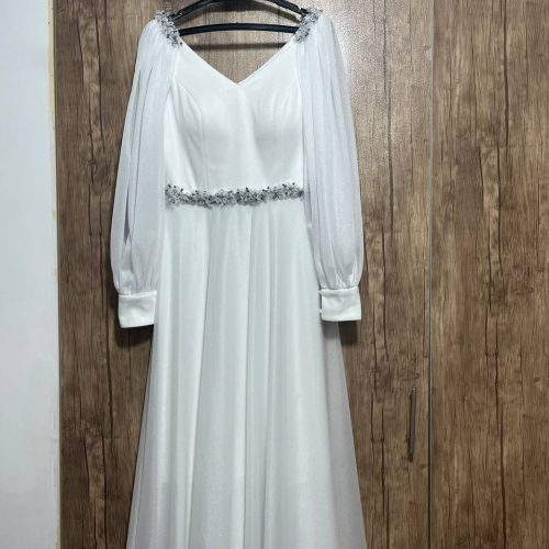 پیراهن عقد و فرمالیته