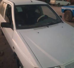 مدل 98 بی رنگ.130هزار کار.قیمت 295بزارش تح دیوار..