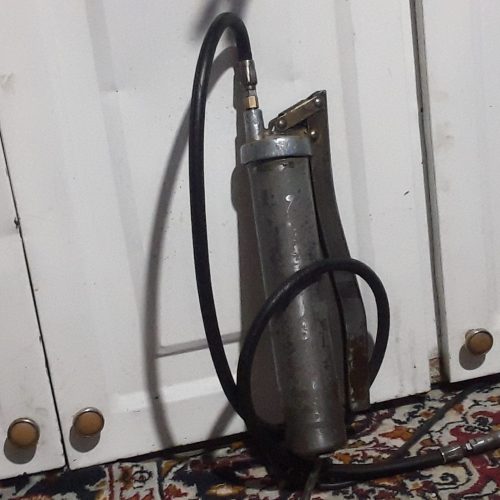 یک دستگاه گریس پمپ سالم