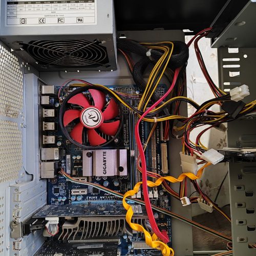 سیستم کامپیوتر مناسب دانشجو