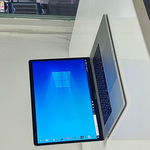 لب تاپ اپل