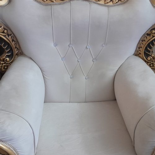 مبل سلطنتی