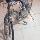 خیلی عالی قدیمی عتیقه هست دوچرخه قدیمی