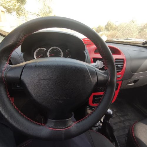 کوییک r ،سفید قرمز،مدل 1401