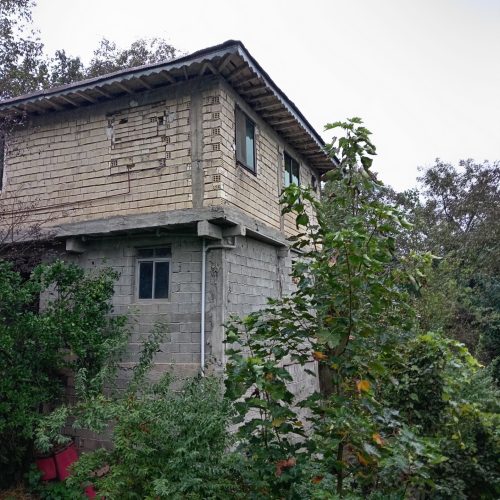 فروش خانه ویلایی روستایی به همراه 1000متر محوطه