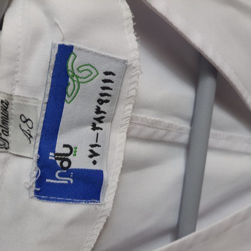 روپوش سفید کادر درمان