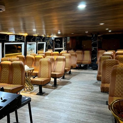 کشتی تفریحی