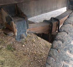 تریلی در حد نو به فروش می رسد