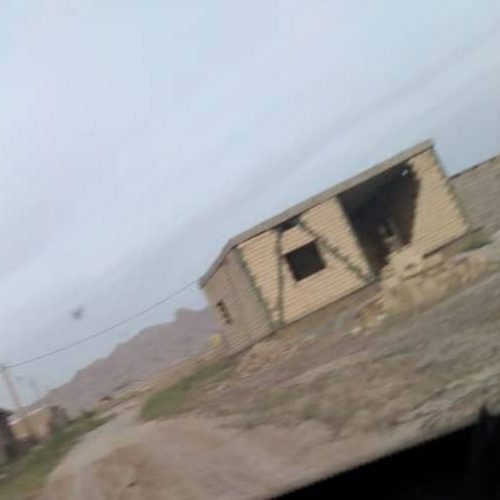 خانه نیمه ساز