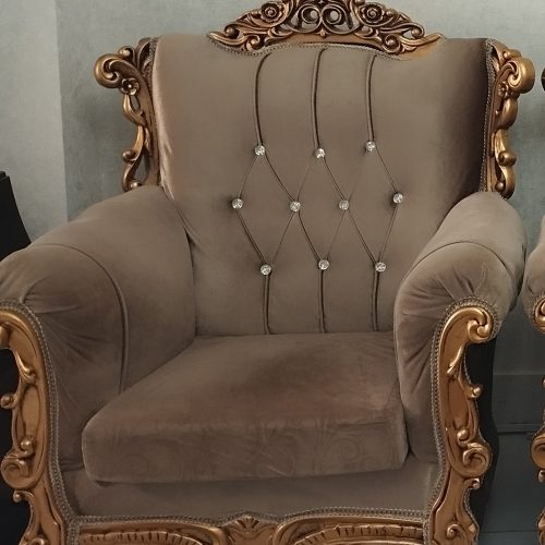 مبلمان7 نفره کاملا نو نو سالم