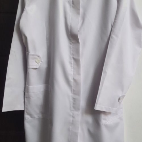 روپوش سفید کادر درمان