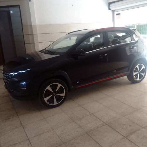 رنگ مشکی بدون خط خش در حد نو گیربوکس اتومات