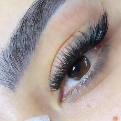 آموزش و خدمات مژه