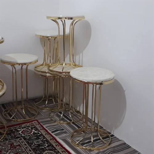 با سلام جلو مبلی صفر فقط یه هفته کار کرده