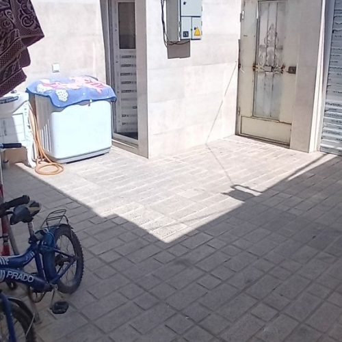 خانه ویلایی 2خوابه بسیار شیک و حیاط ماشین رو