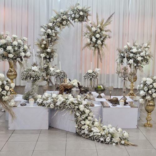 گل آرایی و تشریفات مجالس