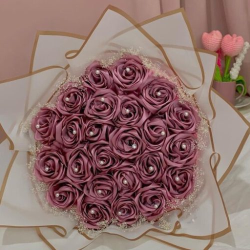 دست گل جاودانه