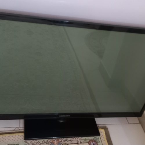 تلویزیون ال.سی.دی کارکرده  51 اینچ سالم،سامسونگ اصل کره