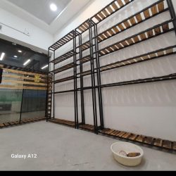 دکورمغازه ویترین پاچال رگال لباس نصاب رگال