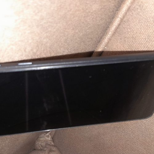 گوشی سالم و تمیز بدونه هیچ خط خالی ومشکلی