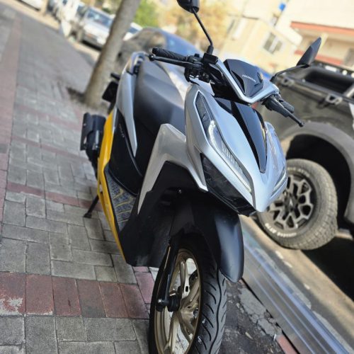 موتور هندا کلیک مدل400