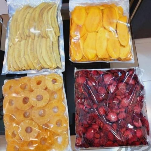 میوه خشک (موز،  پرتقال، انبه، خرمالو، موز)