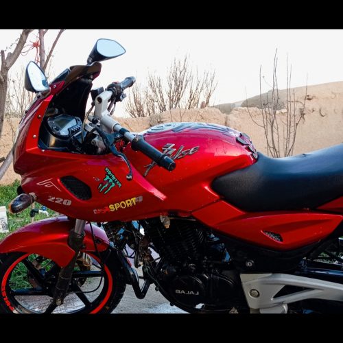 موتور پالس 220