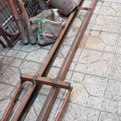 بالابر ساختمانی قدیمی سنگین و دینام بزرگ