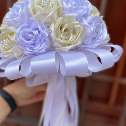 دسته گل عروس