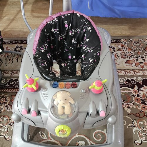 کالسکه و لوازم جانبی درحد نو