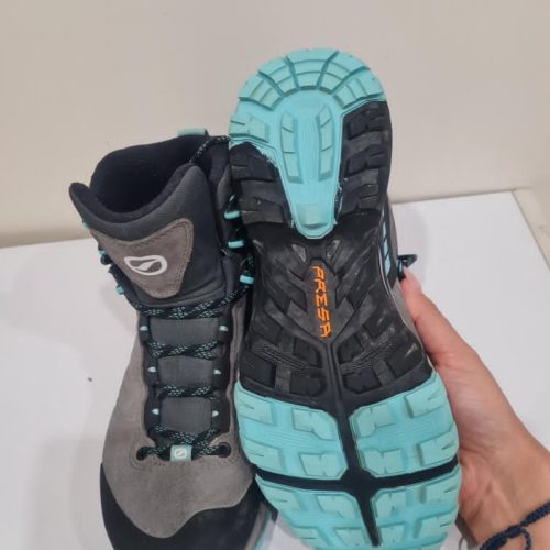 کفش ترکینگ برند اسکارپا