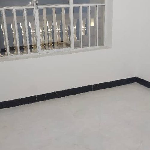 طبقه بالا بفروش می رسد