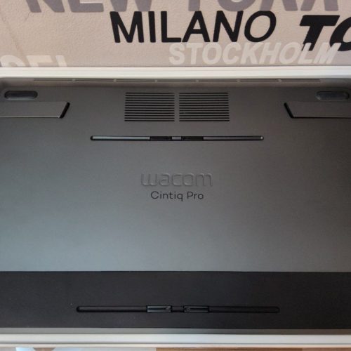 تبلت،مانیتور طراحی وکام wacom cintiq pro 16 قلم نوری