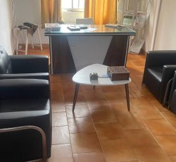 مبل و میز اداری